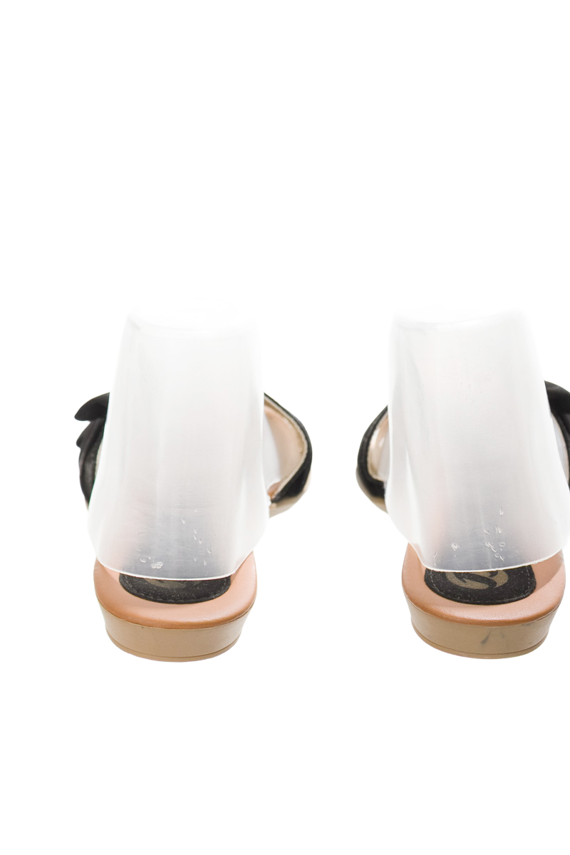 Zapatos color Negro - Bata