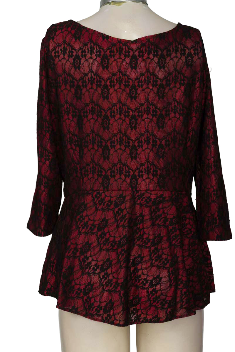 Blusa color Rojo - Closeando