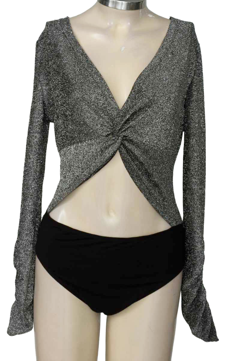 Blusa color Plateado - Closeando