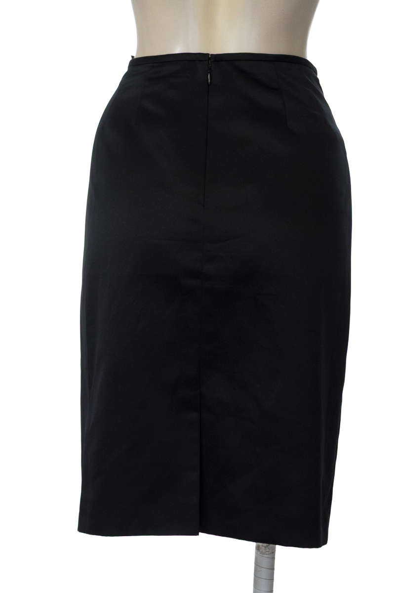 Falda color Negro - Le Suit