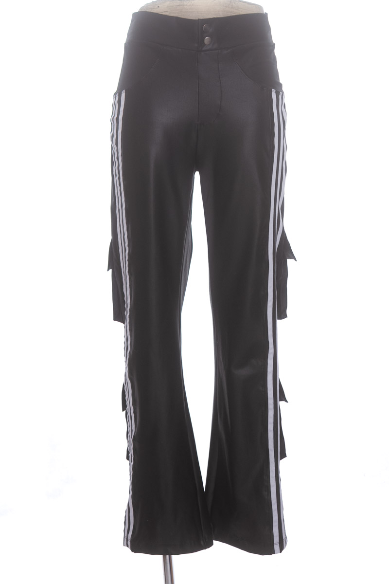 Pantalones color Negro - Closeando