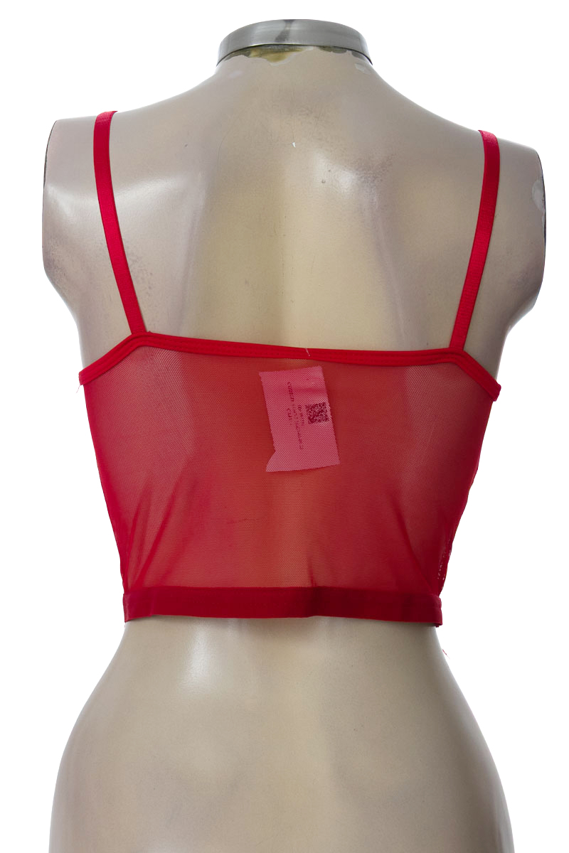 Top / Camiseta color Rojo - Closeando