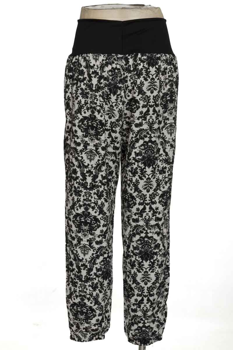 Pantalones color Estampado - Closeando