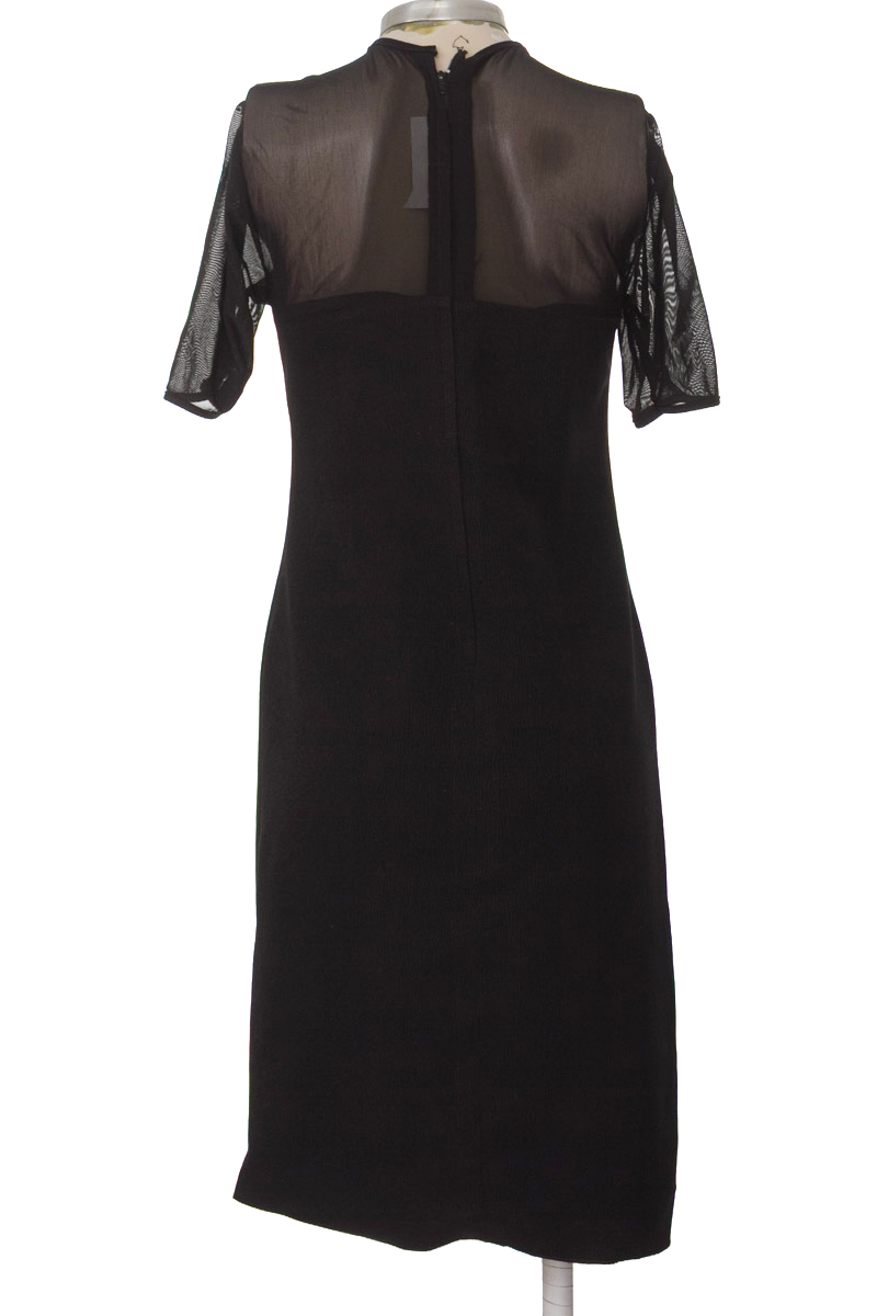 Vestido / Enterizo color Negro - Closeando