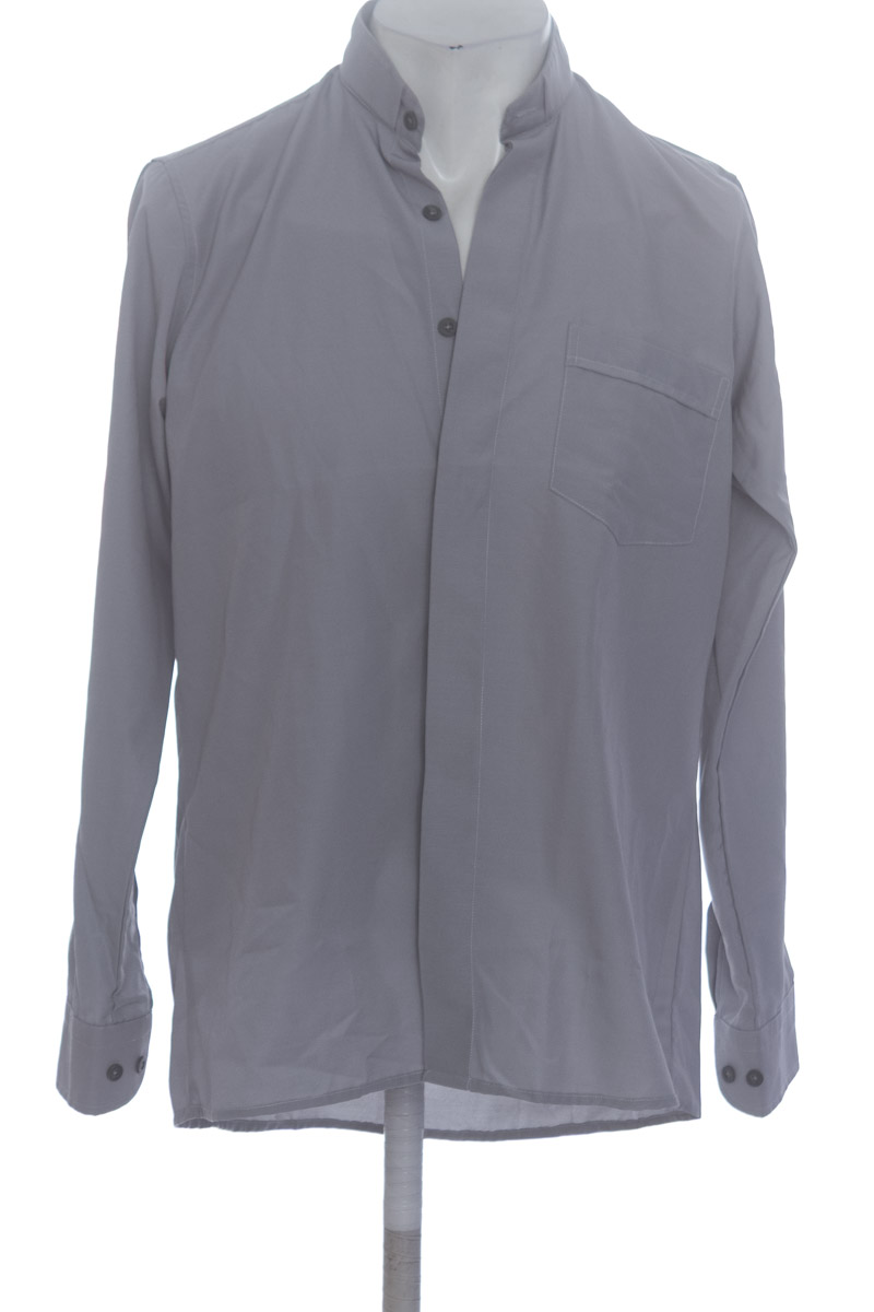 Camisa color Gris - Closeando