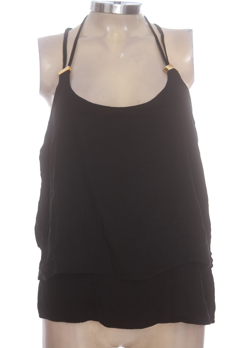 Top / Camiseta color Negro - Studio F