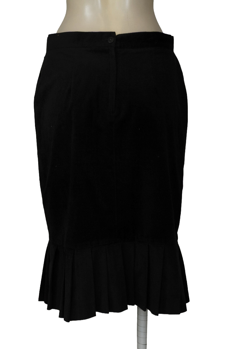Falda color Negro - Closeando