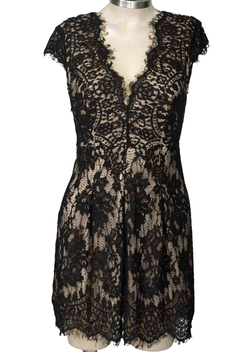 Vestido / Enterizo color Negro - Closeando