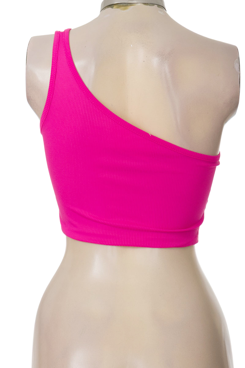 Top / Camiseta color Fucsia - Closeando