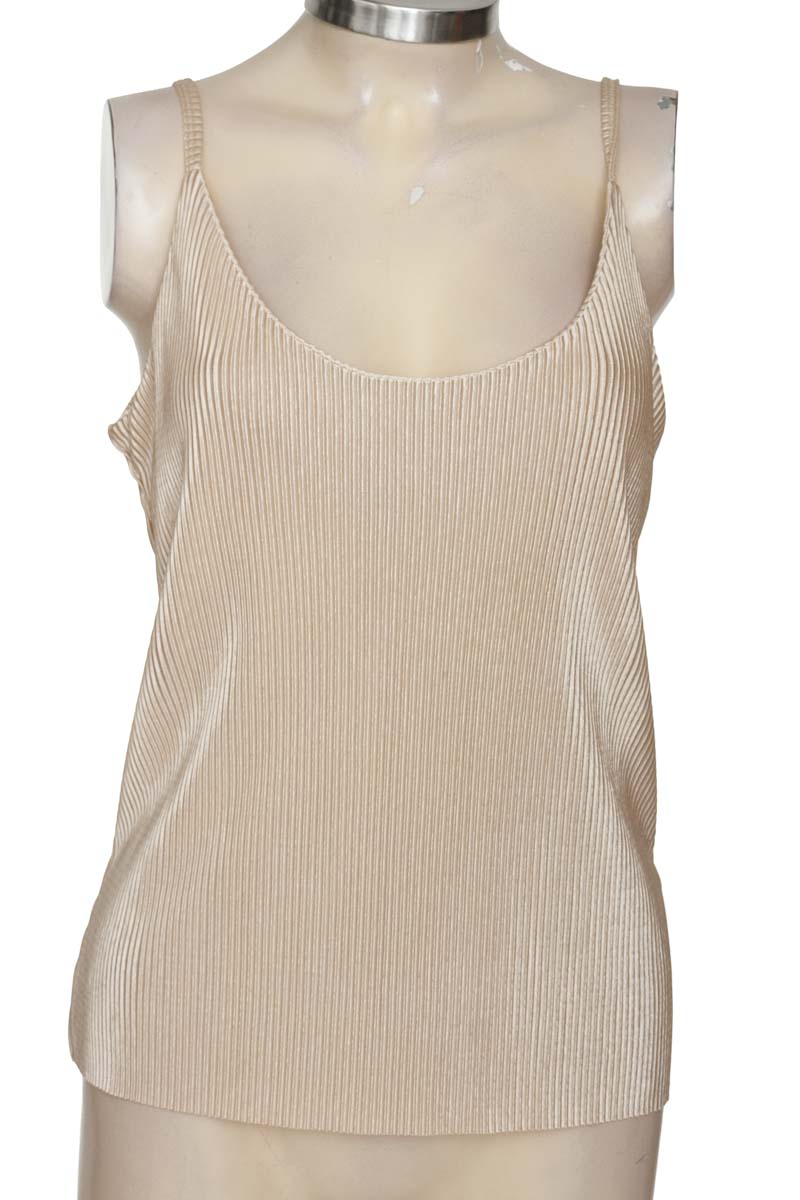 Blusa color Dorado - Closeando