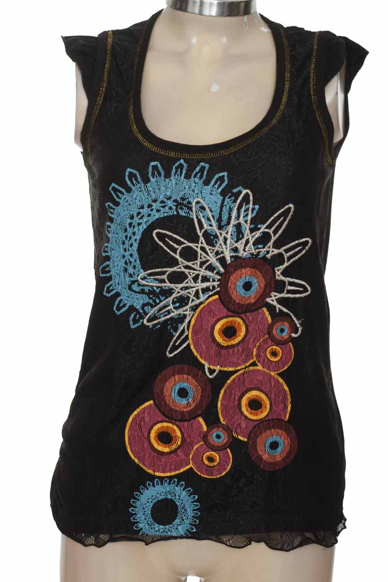 Top / Camiseta color Negro - Desigual