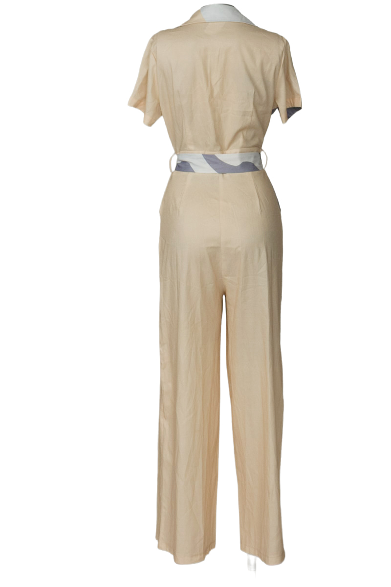 Vestido / Enterizo color Beige - Closeando