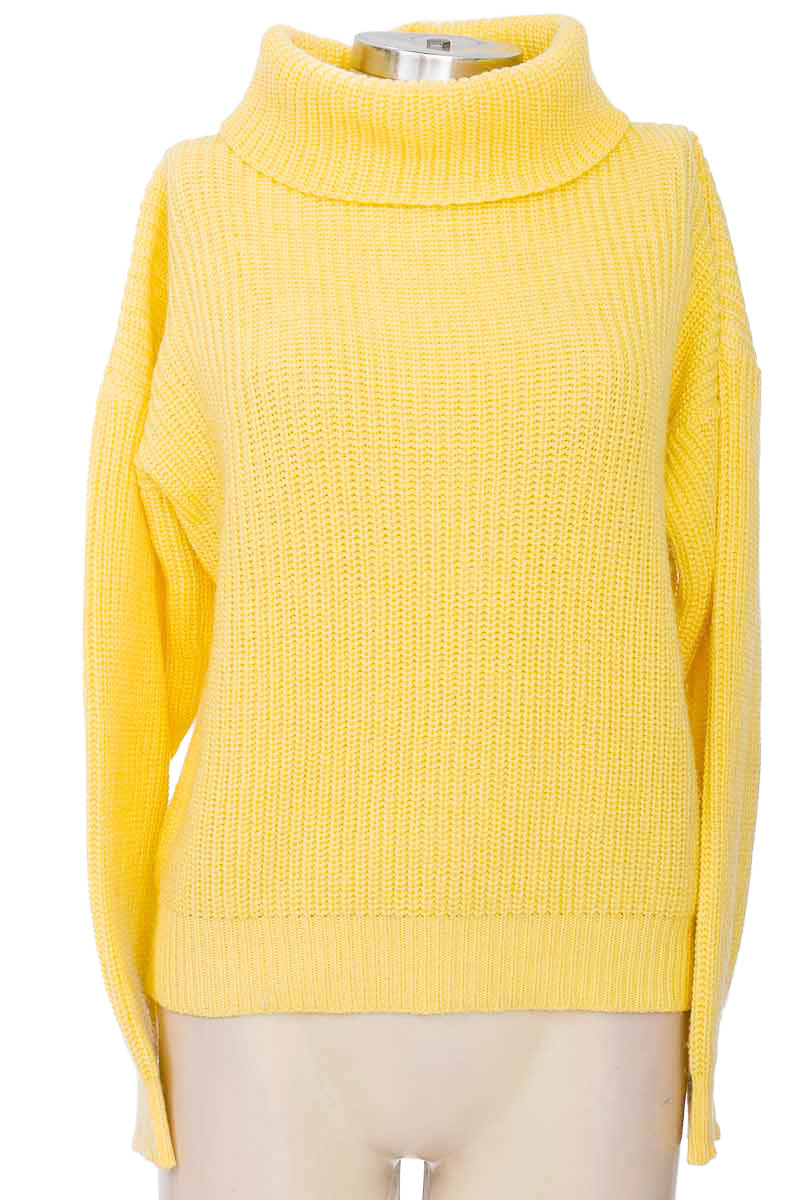 Sweater color Amarillo - Closeando