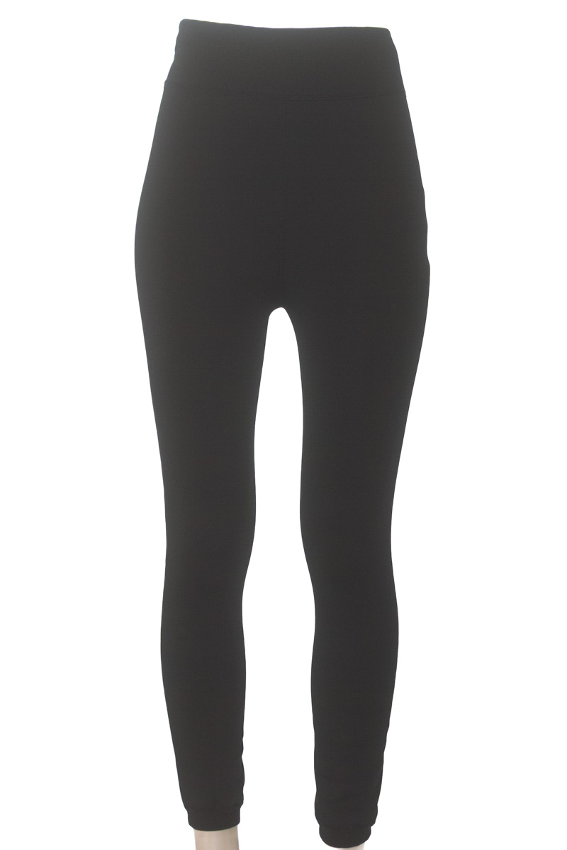 Ropa Deportiva / Salida de Baño color Negro - Free Country