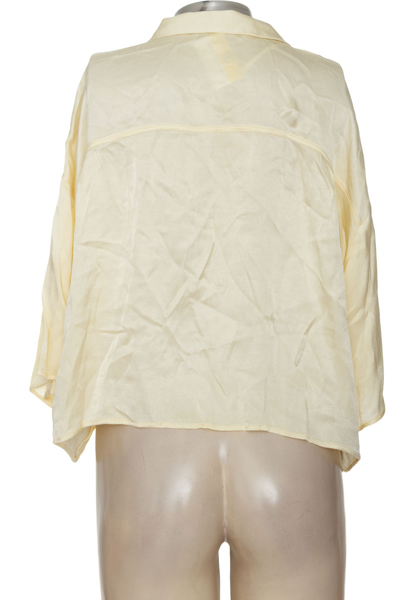 Blusa color Amarillo - Zara
