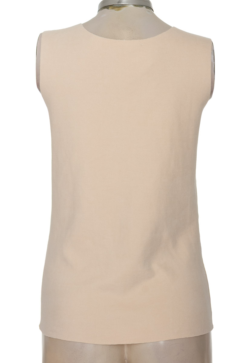 Top / Camiseta color Beige - Closeando