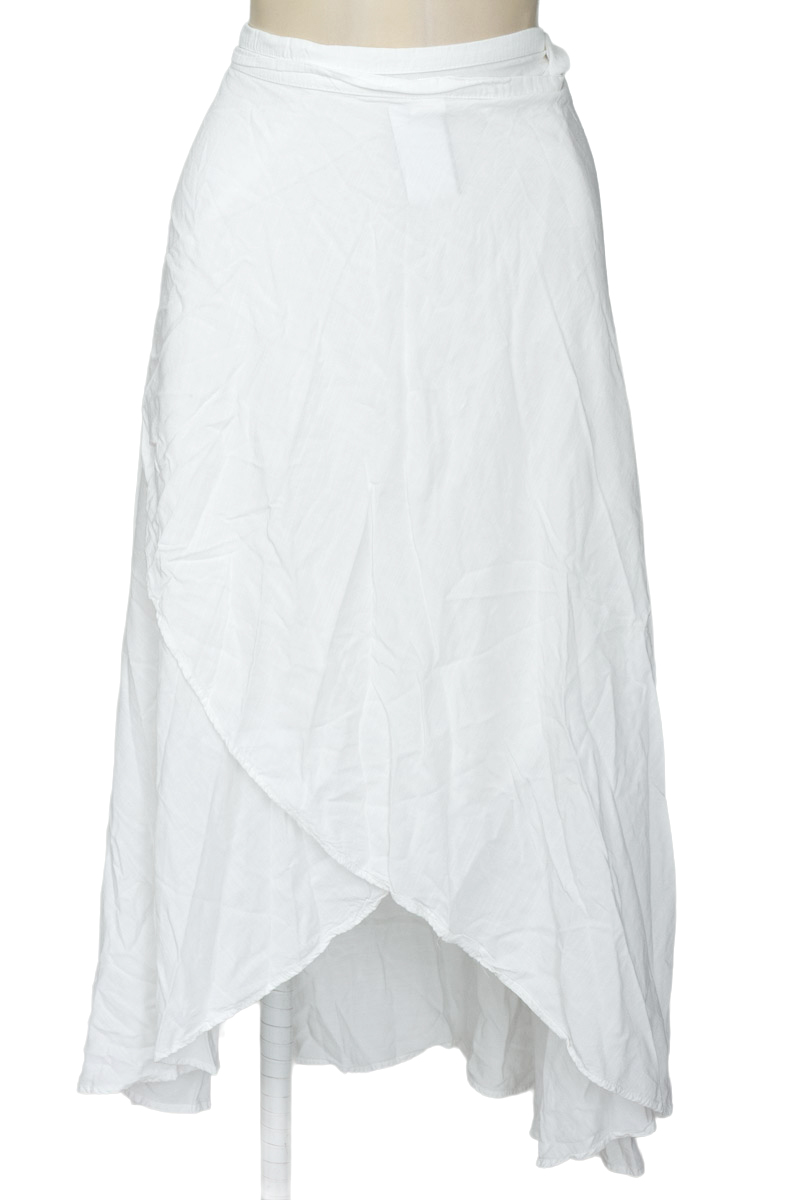 Falda color Blanco - Closeando