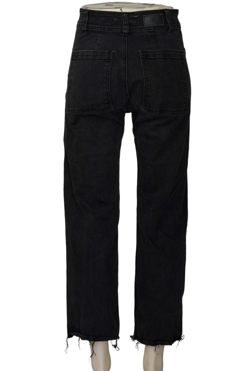 Pantalones color Negro - Basement