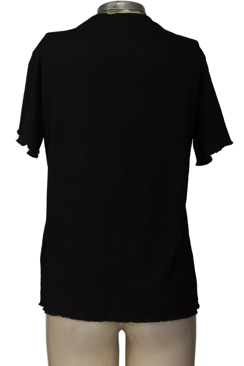 Top / Camiseta color Negro - Arturo Calle
