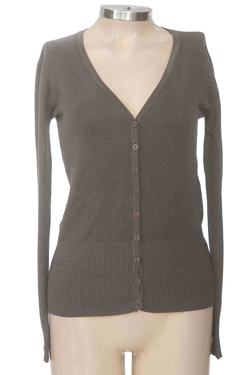 Sweater color Gris - Dokdo K