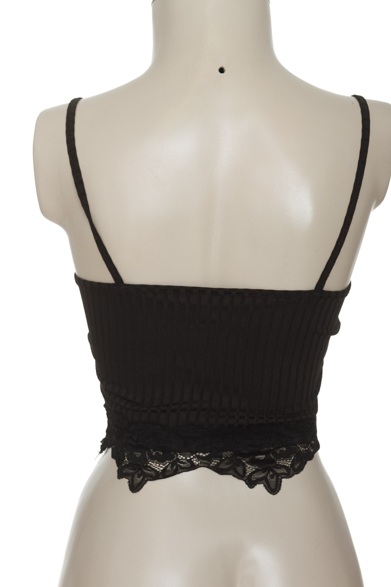 Top / Camiseta color Negro - Romwe