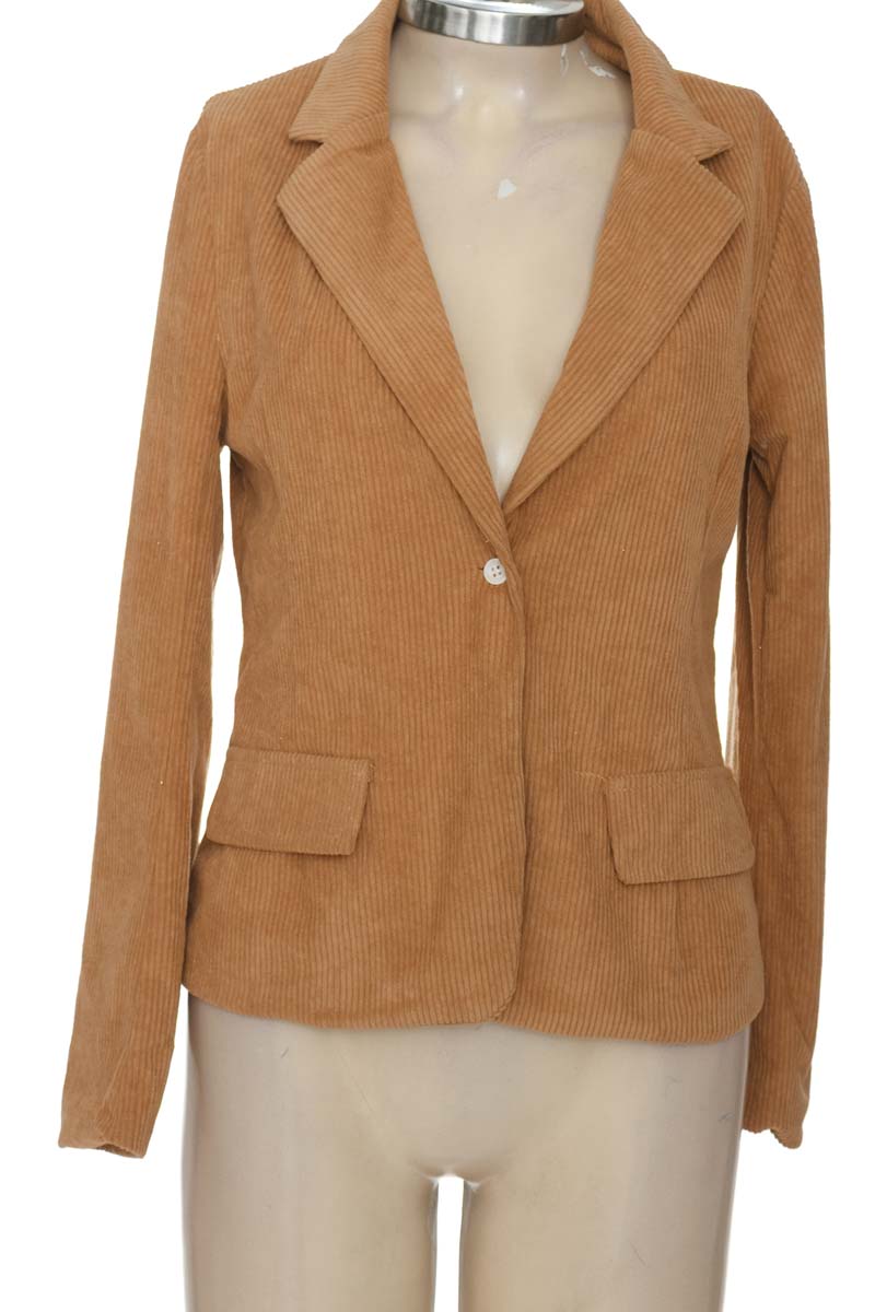 Chaqueta / Abrigo color Beige - Believe