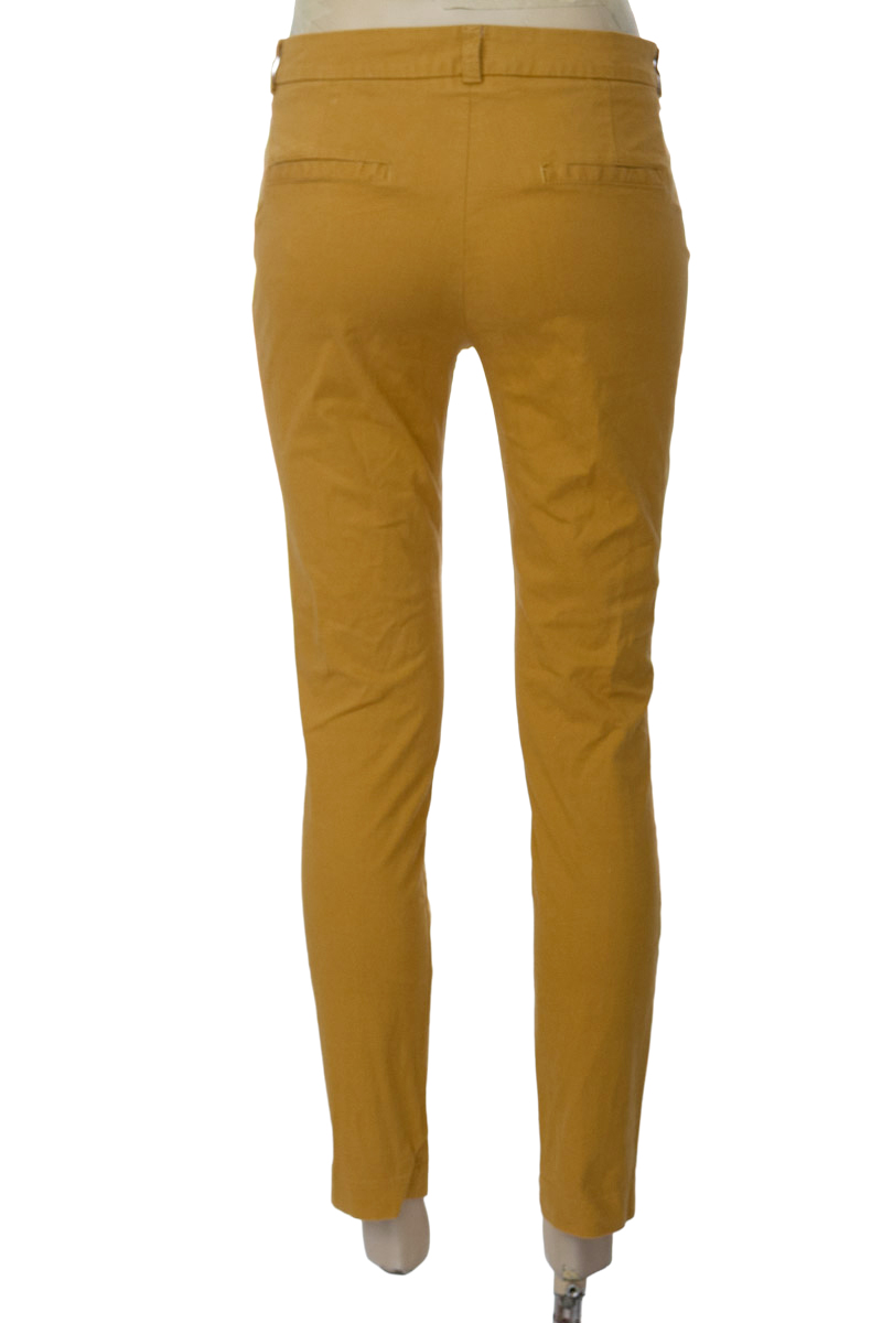 Pantalones color Mostaza - Basement