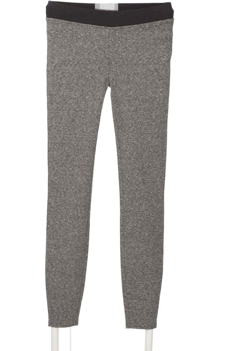 Ropa Deportiva / Salida de Baño color Gris - Madewell