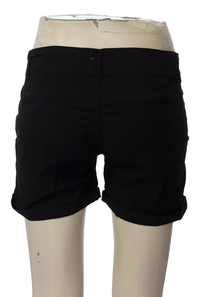 Short color Negro - Closeando