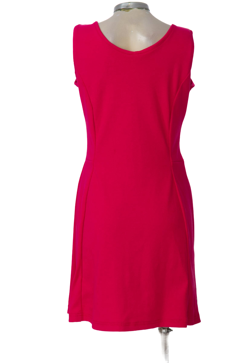 Vestido / Enterizo color Fucsia - Closeando