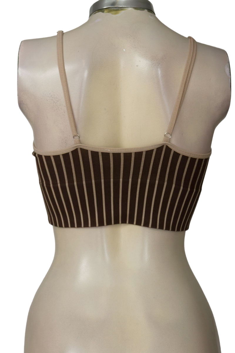 Top / Camiseta color Café - Closeando