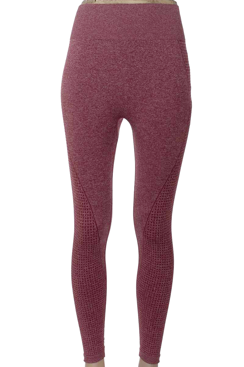 Ropa Deportiva / Salida de Baño color Vinotinto - Closeando