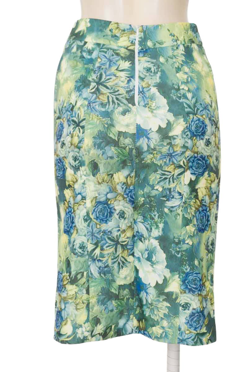 Falda color Verde - I love my life