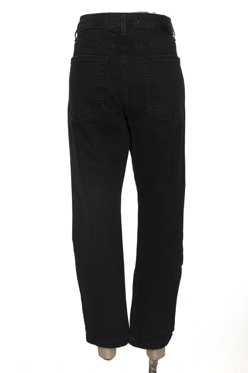 Pantalones color Negro - Closeando