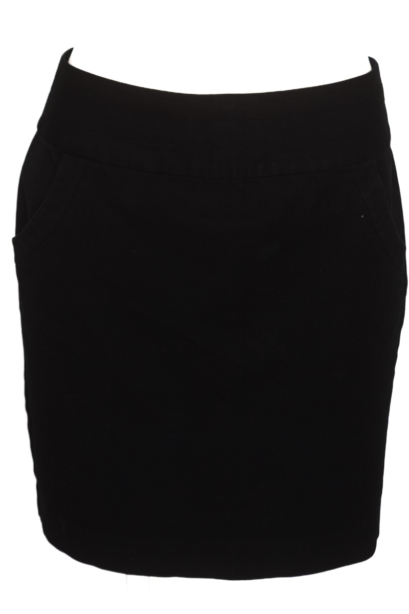 Falda color Negro - Banana Republic