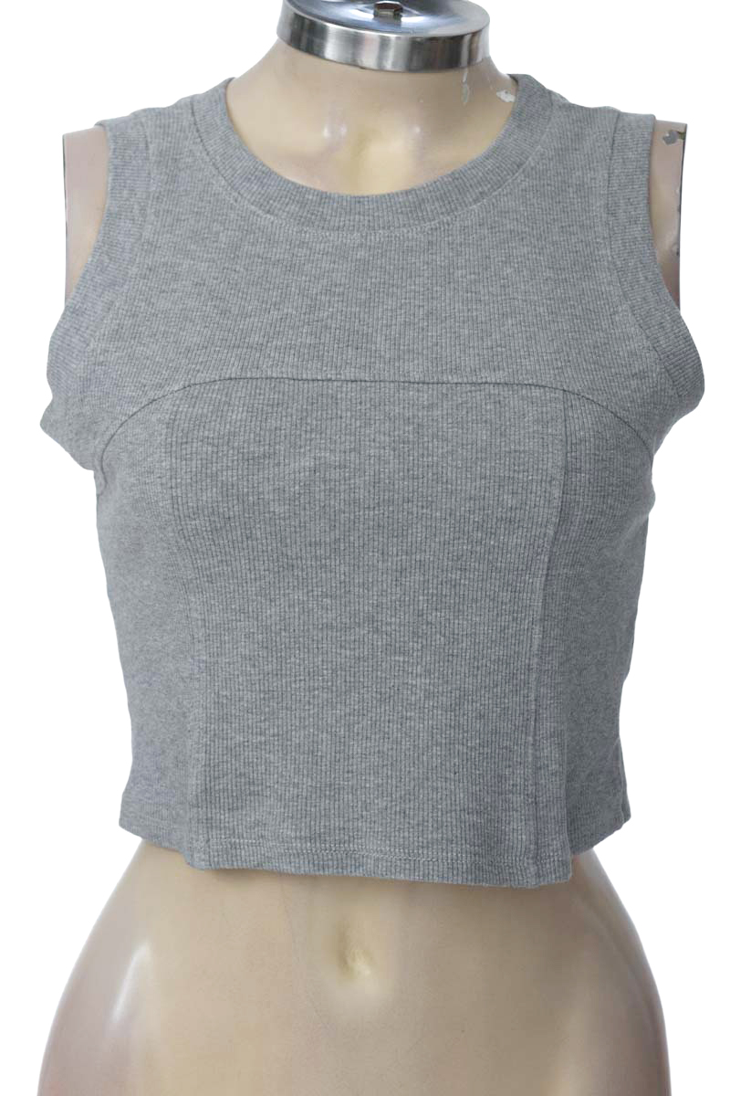 Top / Camiseta color Gris - Believe