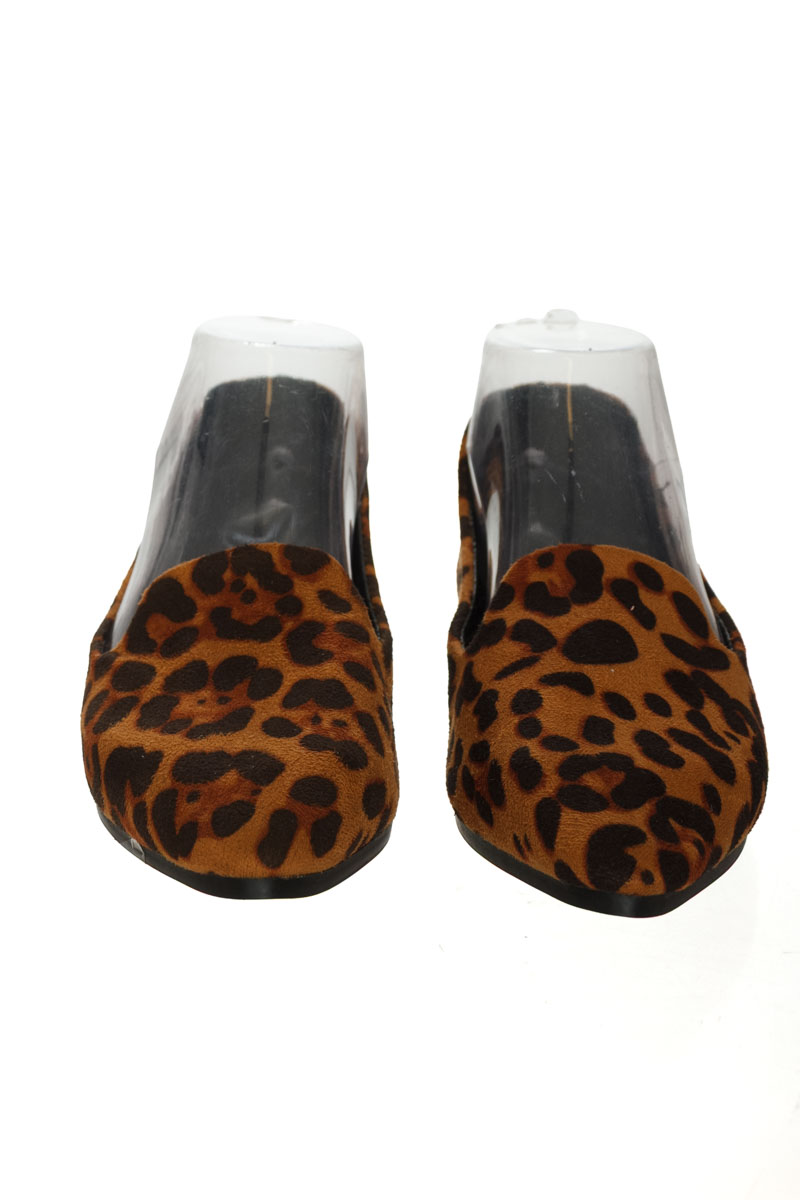 Zapatos color Café - Closeando