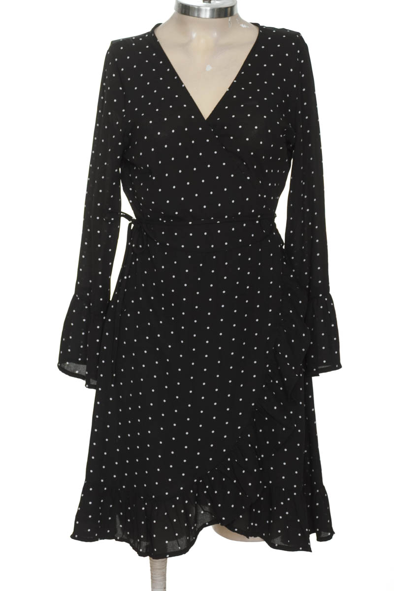 Vestido / Enterizo color Negro - Charlotte Russe