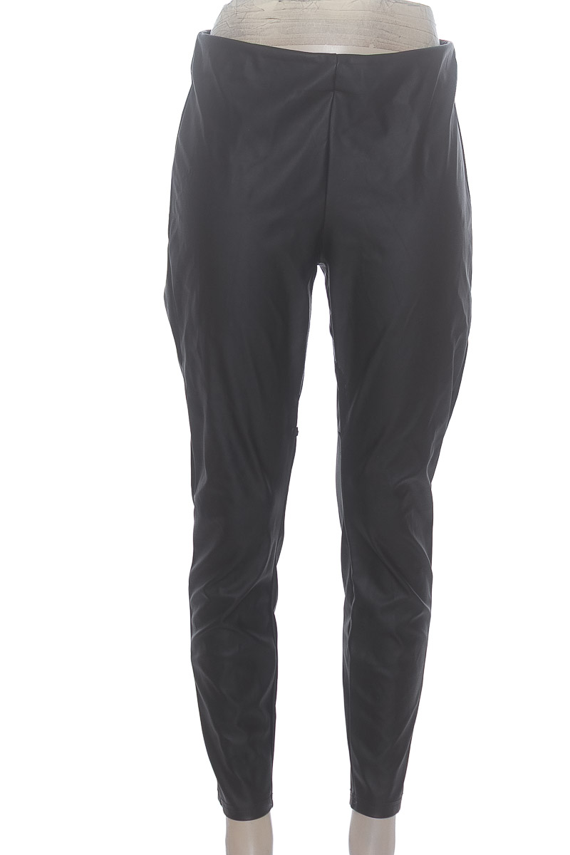 Pantalones color Negro - MNG