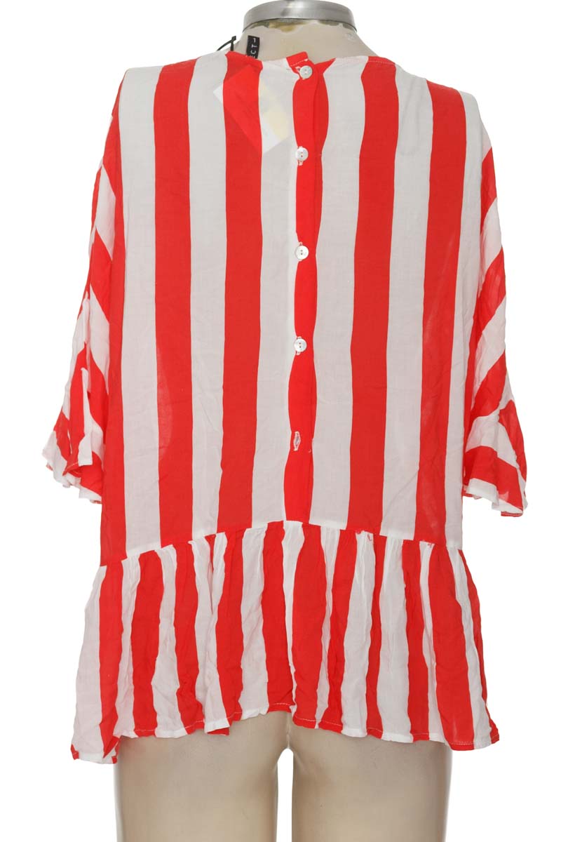 Blusa color Rojo - Arkitect