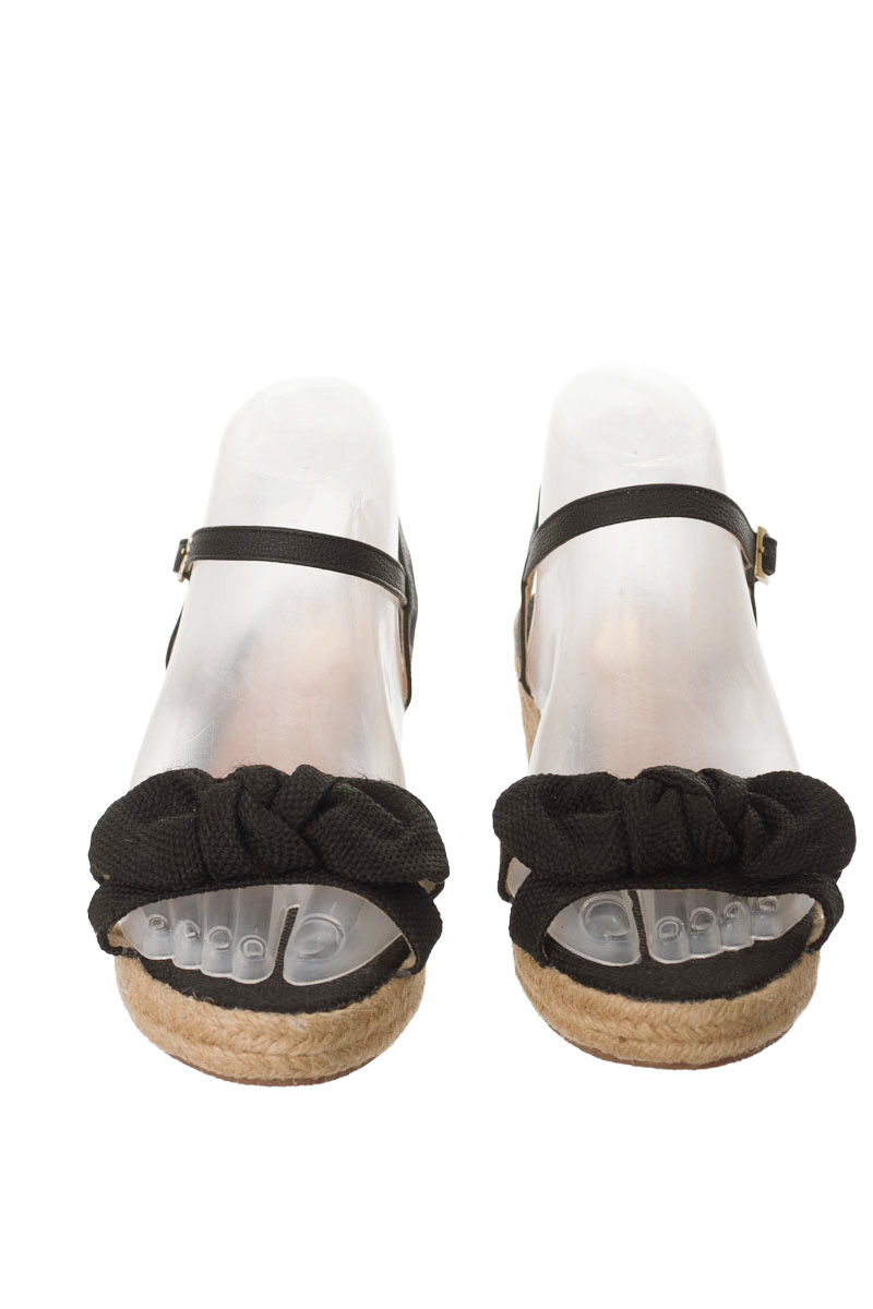 Zapatos color Negro - Bata