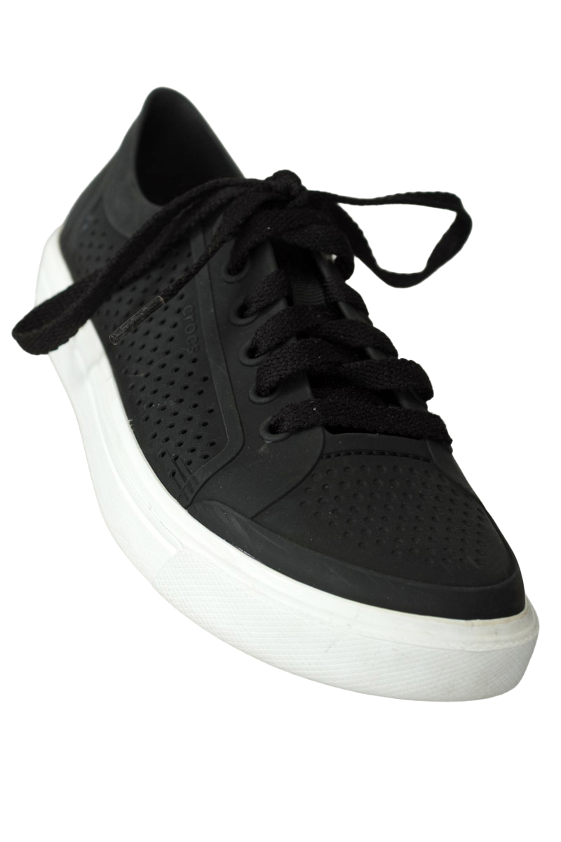 Zapatos color Negro - Crocs
