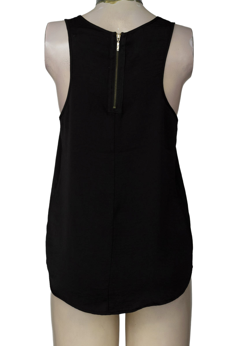 Top / Camiseta color Negro - Stradivarius