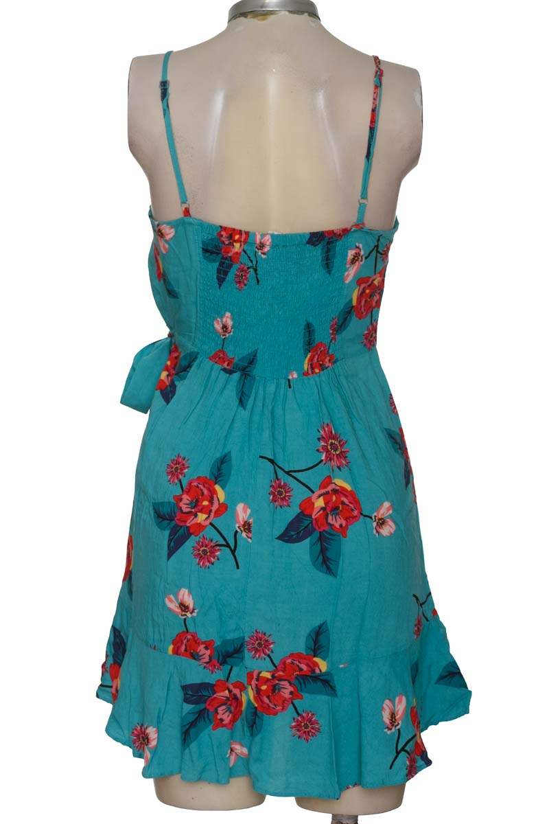 Vestido / Enterizo color Aguamarina - Closeando