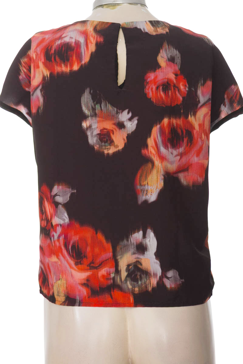 Blusa color Negro - MNG