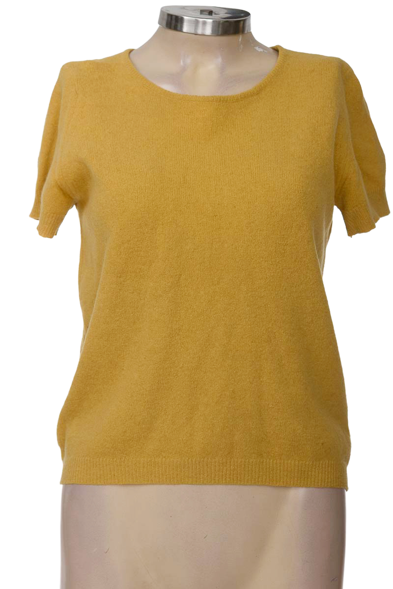 Sweater color Mostaza - Closeando