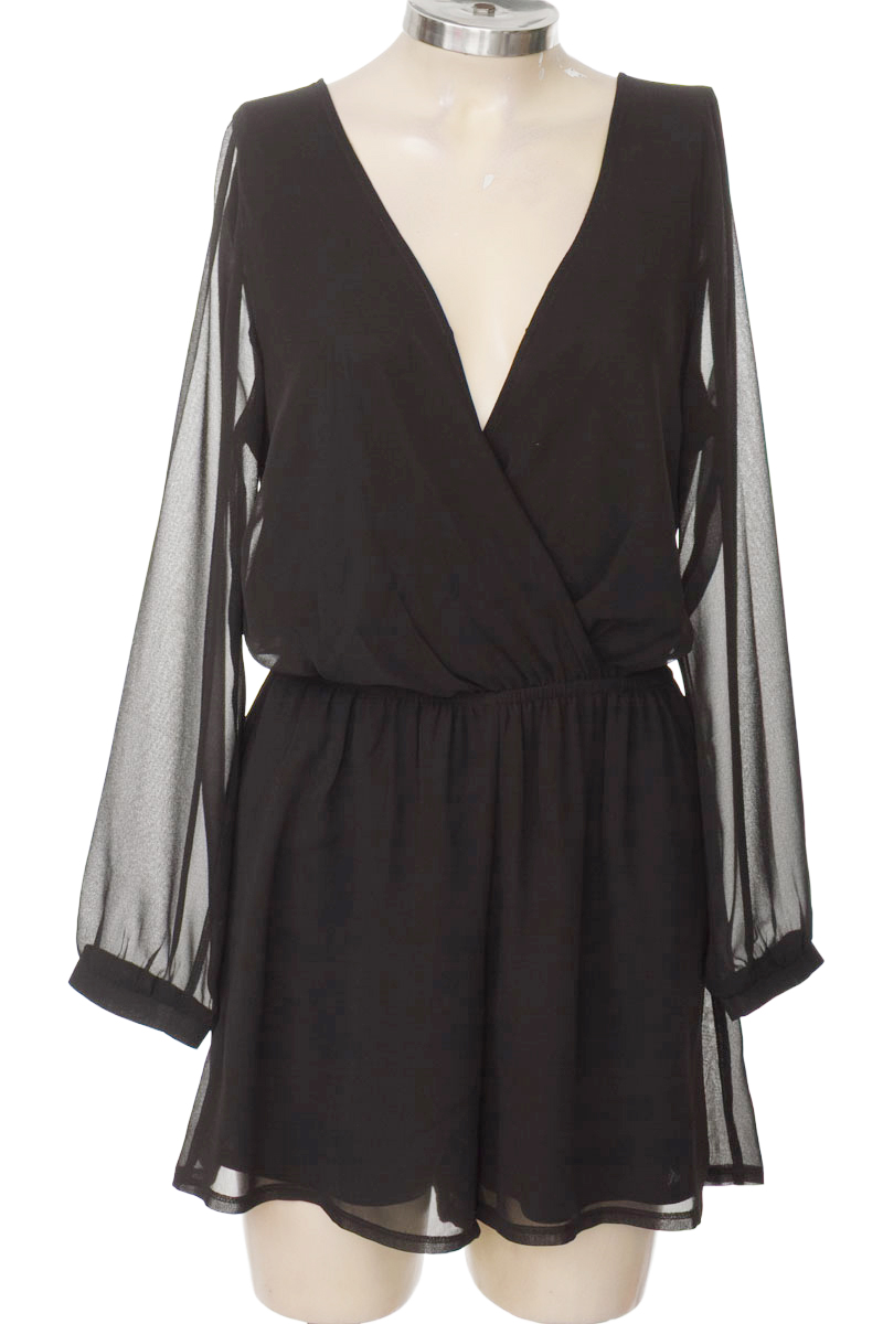 Vestido / Enterizo color Negro - Express