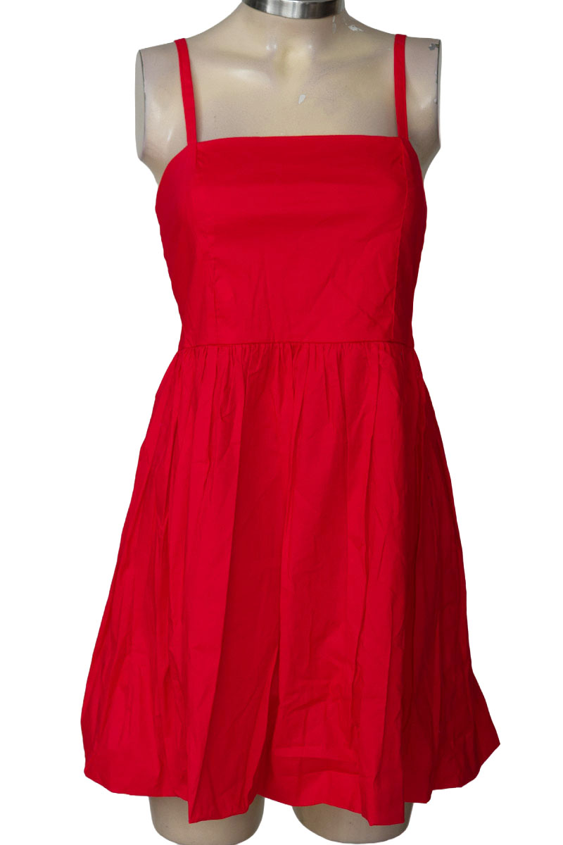 Vestido / Enterizo color Rojo - Closeando