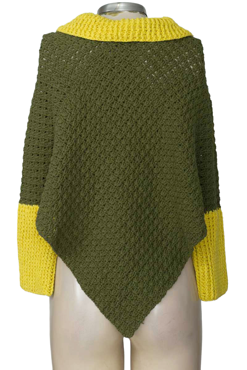 Sweater color Verde - Closeando