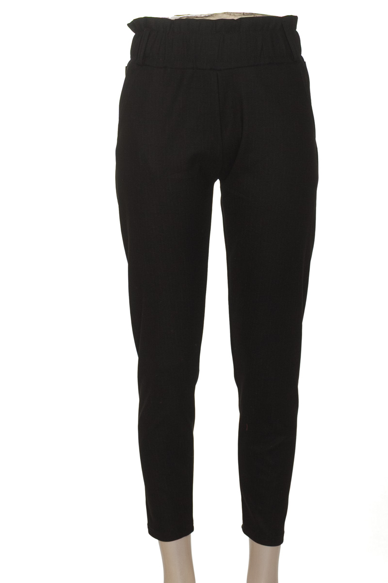 Pantalones color Negro - Closeando